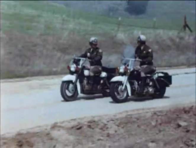 Harley-Davidson FLHP Duo Glide