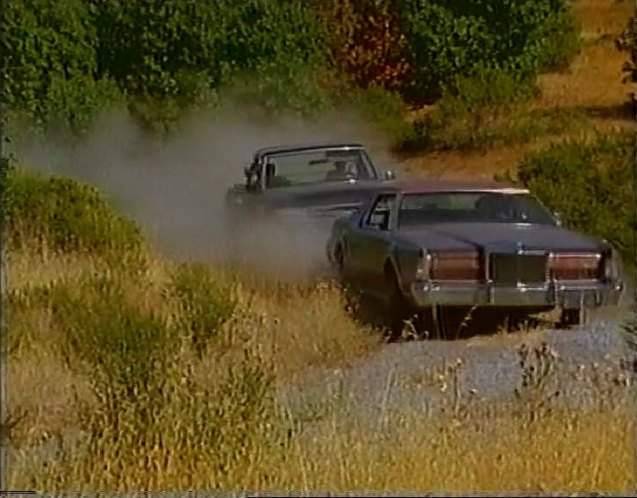 Lincoln Continental Mark IV