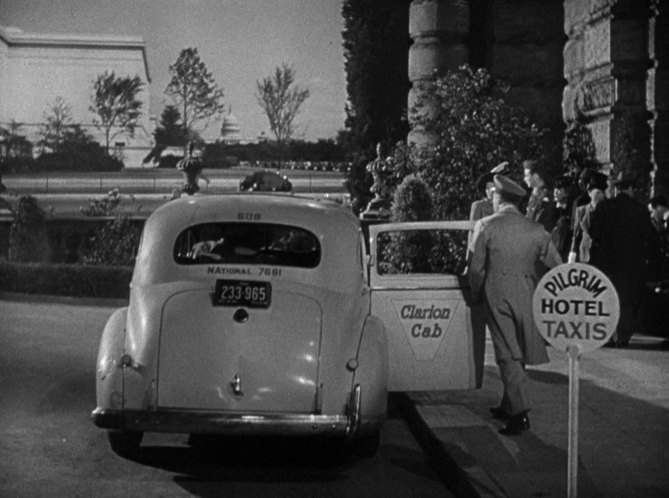Packard One-Ten Taxicab