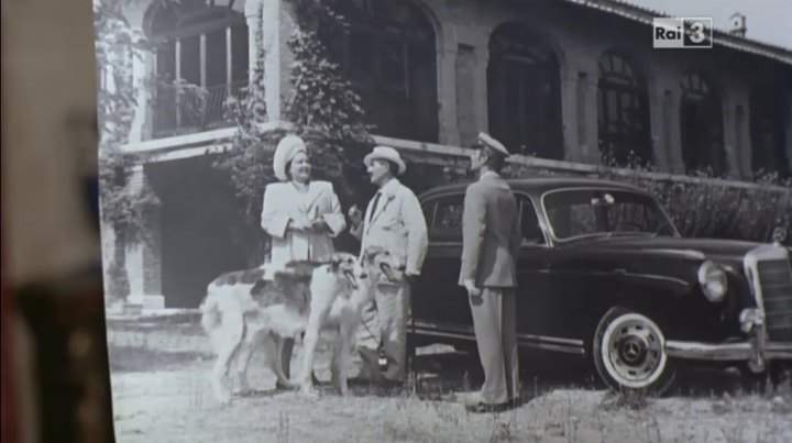 Mercedes-Benz 220 S