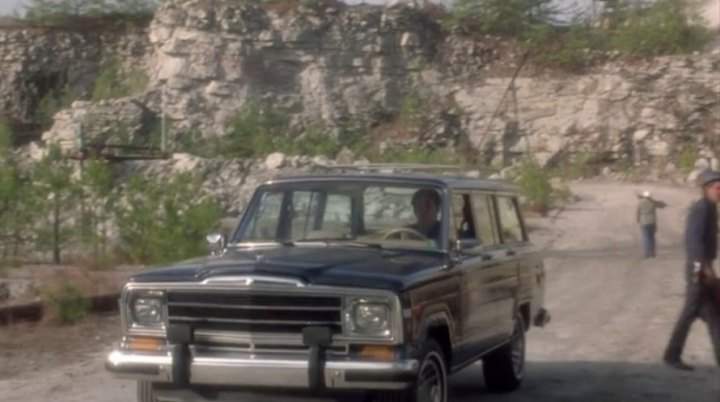 Jeep Grand Wagoneer