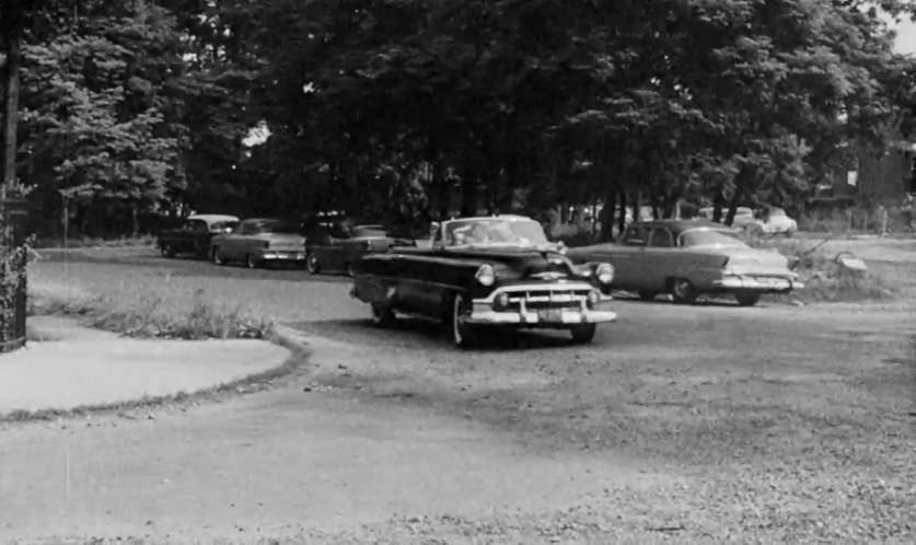 Plymouth Savoy