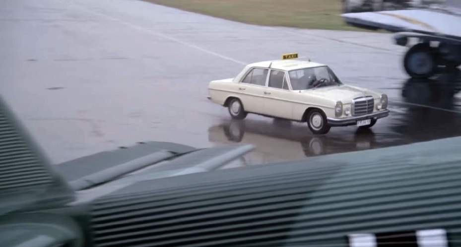 Mercedes-Benz 250