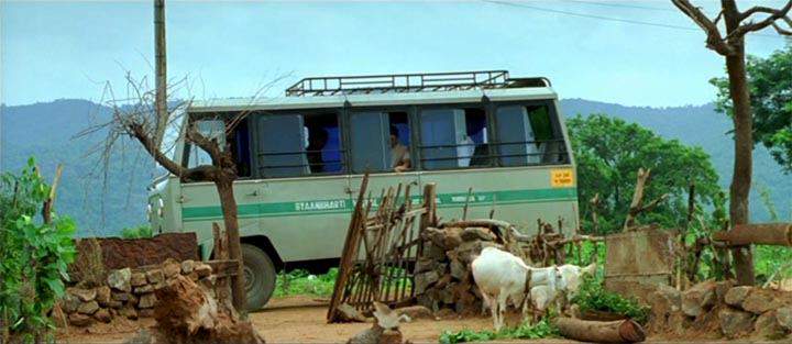 Mahindra FJ-470 Mini Bus