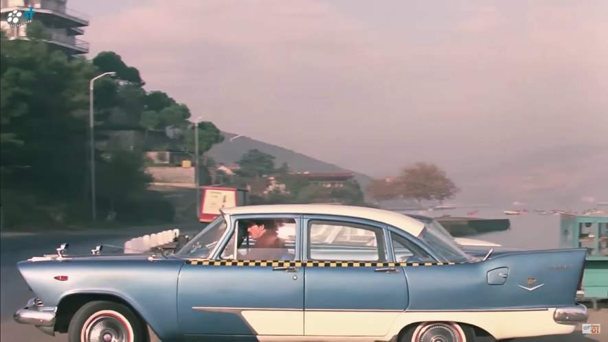 Plymouth Savoy