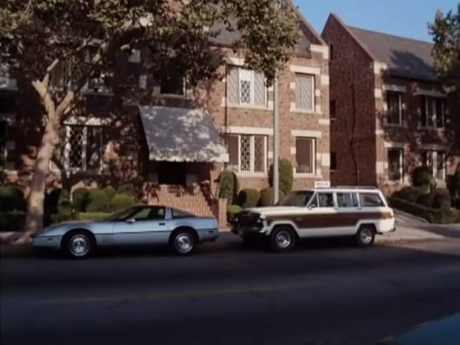 Jeep Wagoneer