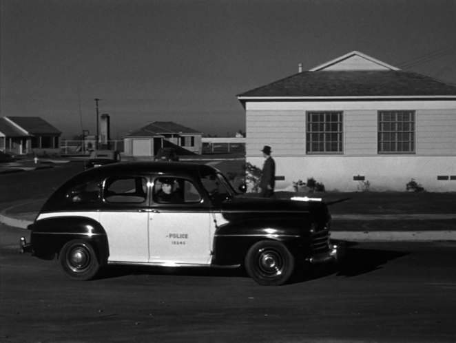 Ford De Luxe