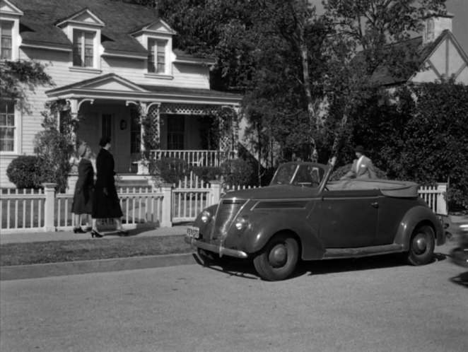 Ford V8 De Luxe