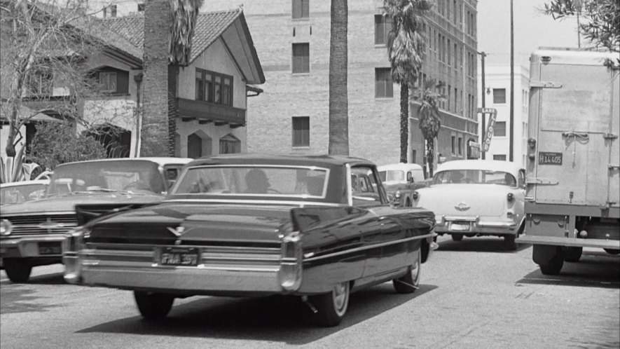 Cadillac Coupe DeVille