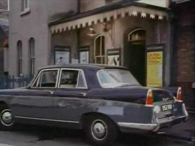 Vanden Plas Princess 3-Litre MkII