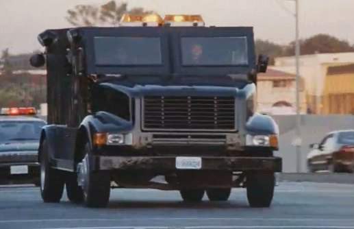 International 4700 LPX