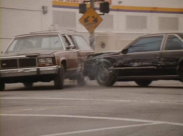 Ford LTD Country Squire