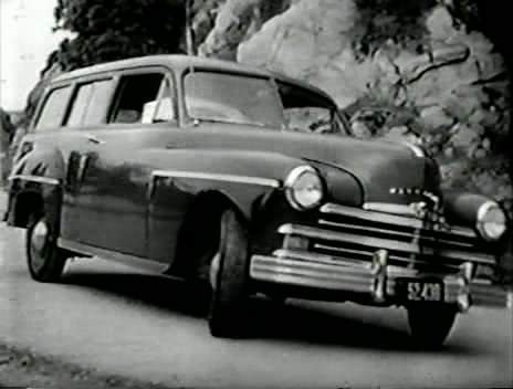 Plymouth De Luxe Suburban