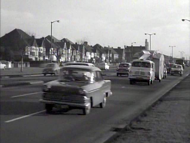 Vauxhall Victor Series 2