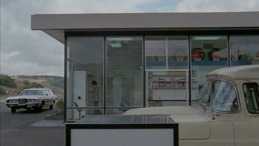 Ford LTD Country Squire