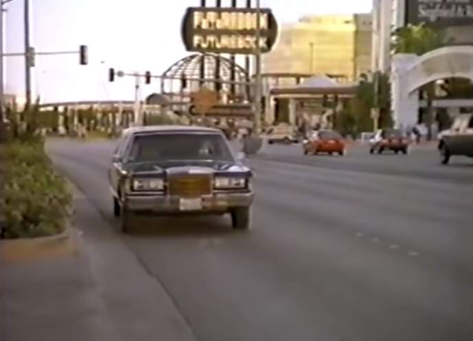Lincoln Town Car Stretched Limousine