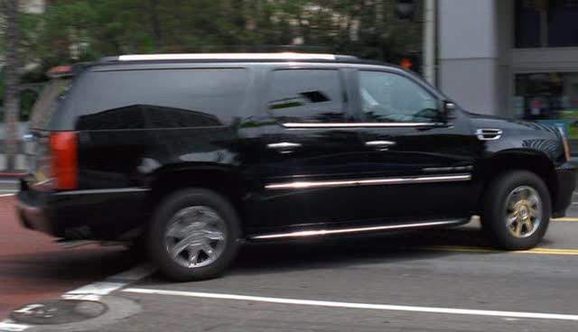 Cadillac Escalade ESV