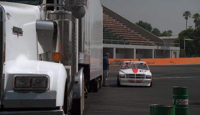 Kenworth W-900
