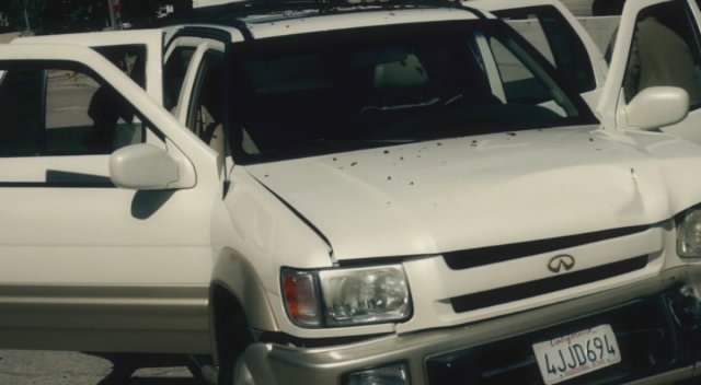 Infiniti QX4
