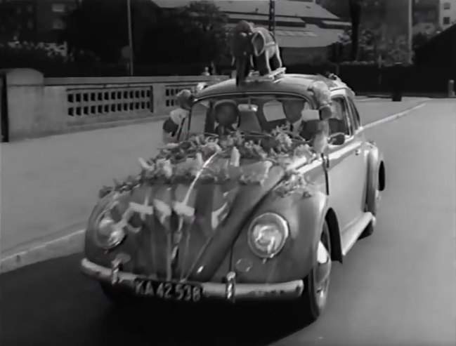 Volkswagen Sedan de Luxe