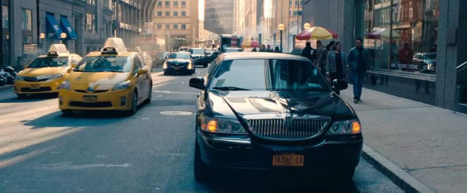 Lincoln Town Car Stretched Limousine