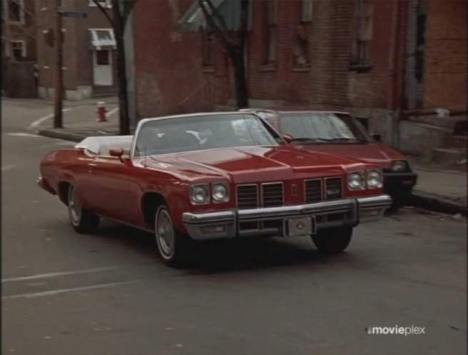 Oldsmobile Delta 88 Royale