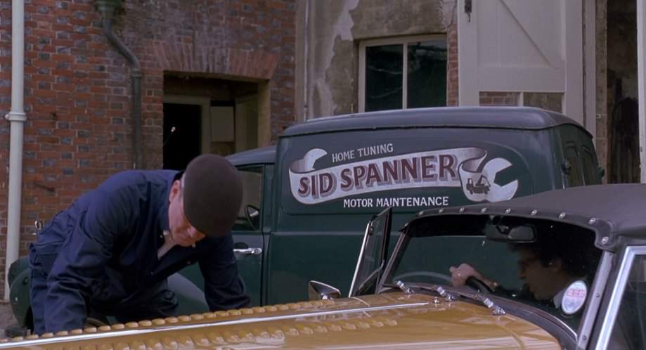 Morris 6cwt O-Type Van