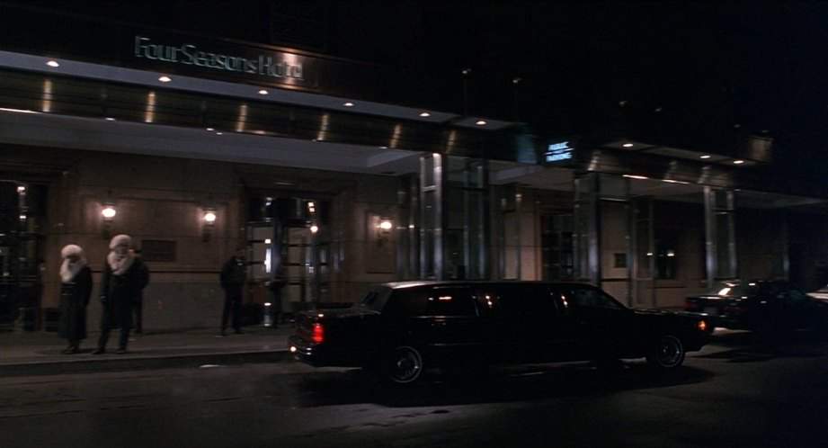 Lincoln Town Car Stretched Limousine