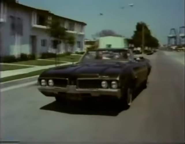 Oldsmobile Cutlass
