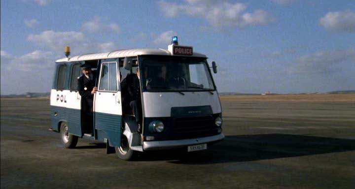 Peugeot J7 Fourgon Police
