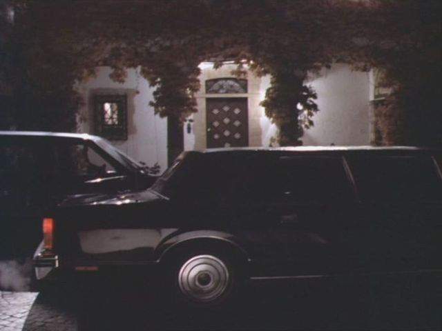 Lincoln Town Car Stretched Limousine