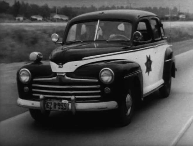 Ford De Luxe
