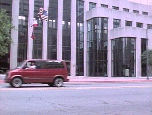 GMC Safari