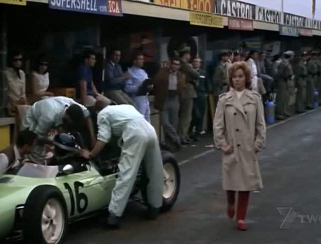 Lotus 18