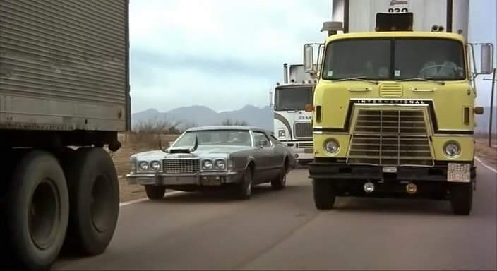 International Harvester Transtar COF-4070 A