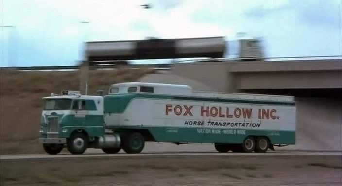 White-Freightliner WFT-7542T