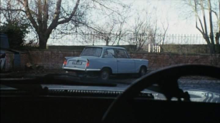 Triumph Herald 1200 Saloon
