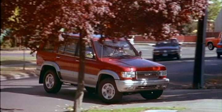 Isuzu Trooper