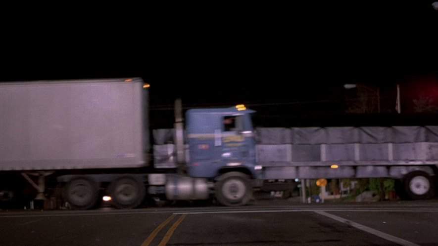 White-Freightliner WFT-7564T