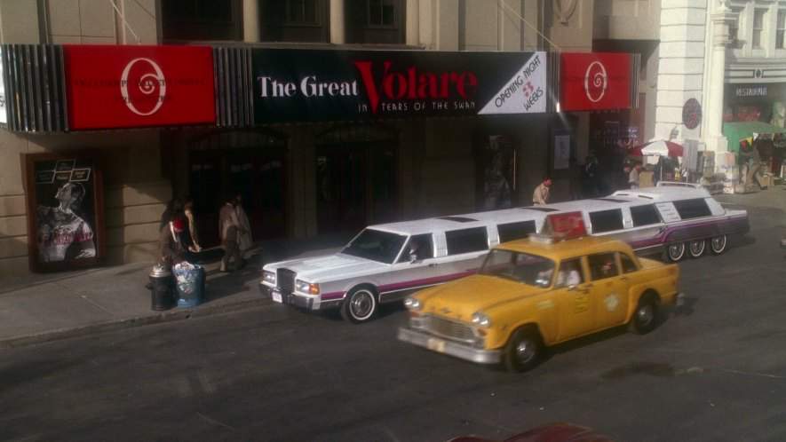 Lincoln Town Car Stretched Limousine