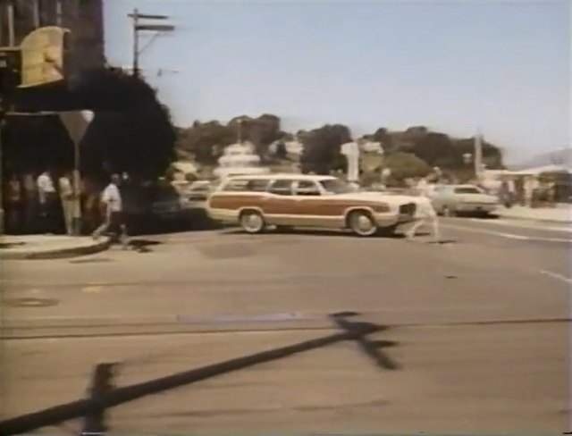 Ford LTD Country Squire