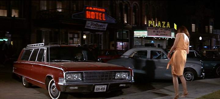 Chrysler New Yorker Town & Country