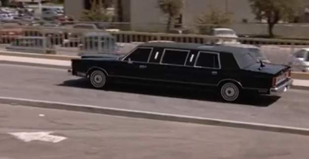 Lincoln Town Car Stretched Limousine