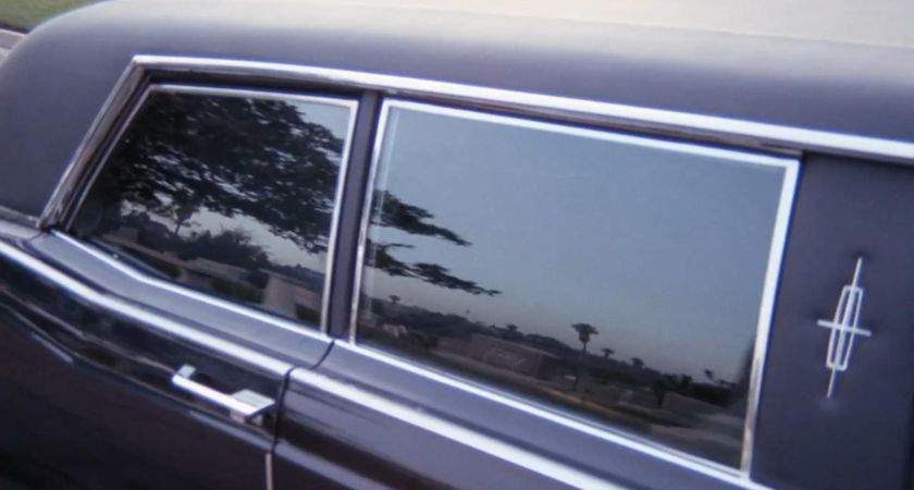 Lincoln Continental Executive Limousine