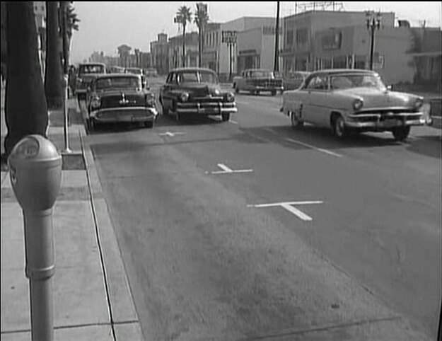 Ford Crestline Victoria
