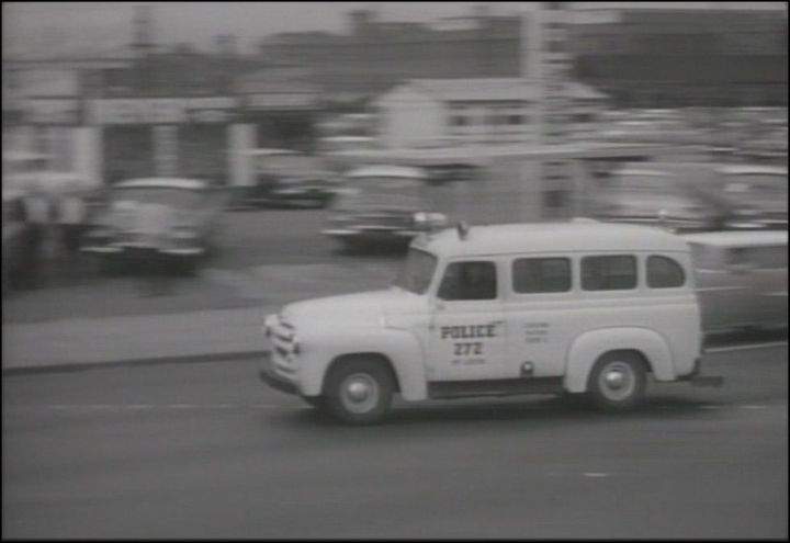 International Harvester Travelall
