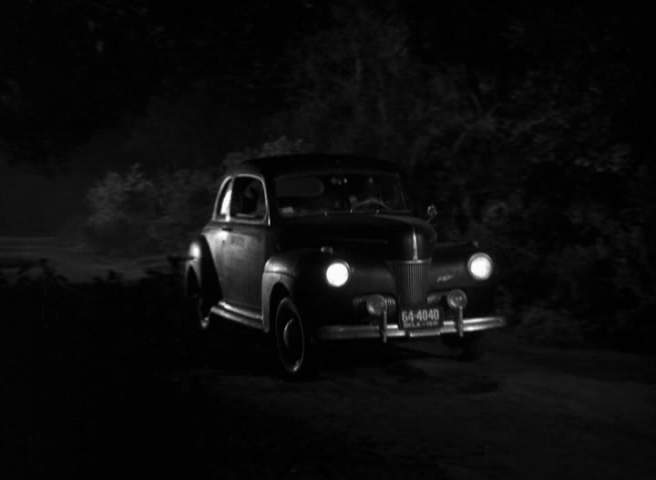 Ford De Luxe