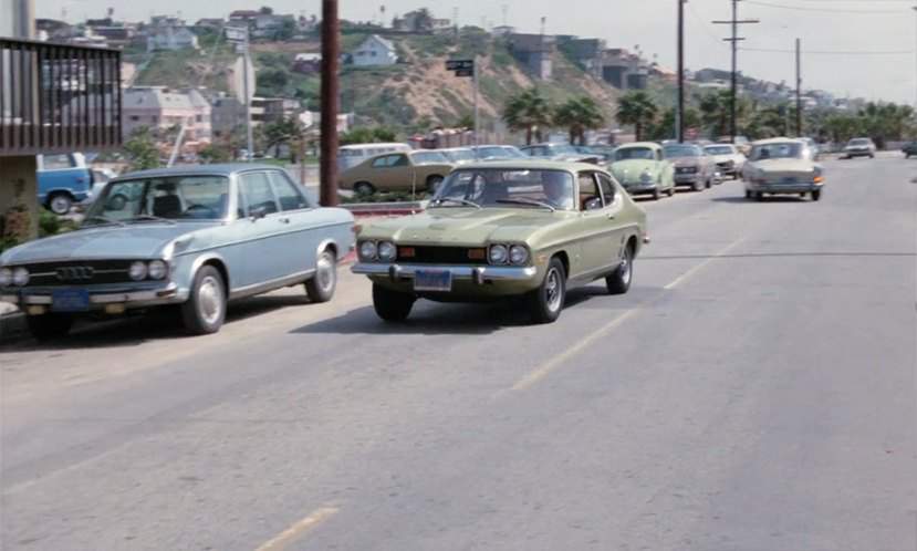 Audi 100 C1