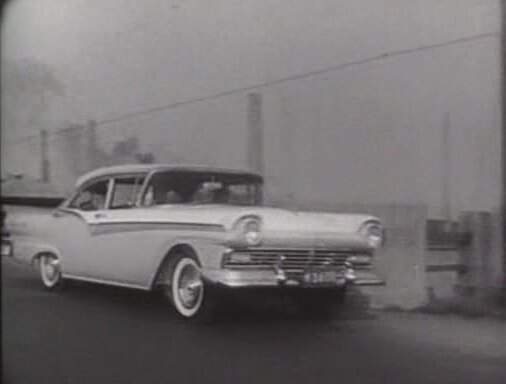 Ford Fairlane 500