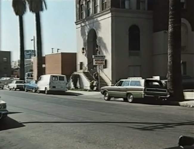 Plymouth Sport Satellite